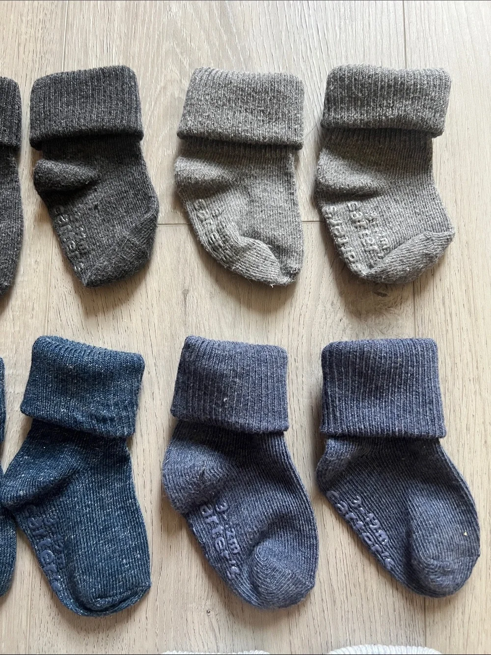 Carter's Bundle of 6 Foldover Grip Socks Size 3-12 Months Assorted Blue & Grey